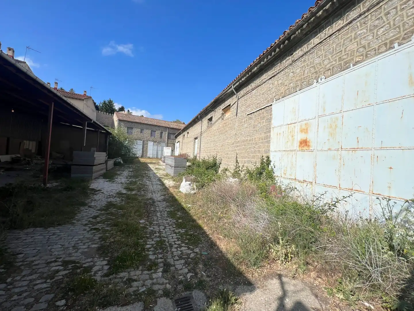 Local en venta en Ávila