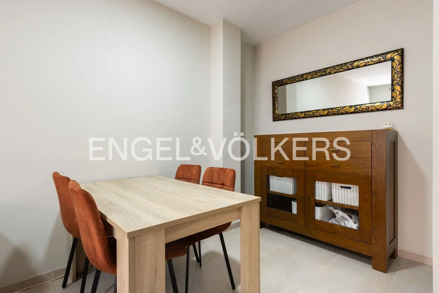 Comedor de Piso en venta en Piles con Calefacción, Trastero y Amueblado