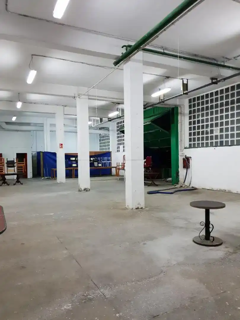 Nau industrial de lloguer en Vigo 