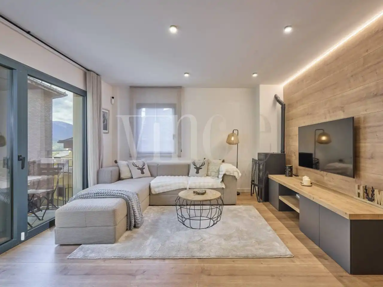 Mini appartamento con terrazza in vendita a Rambla JOSEP MARIA MARTÍ, imagen 2