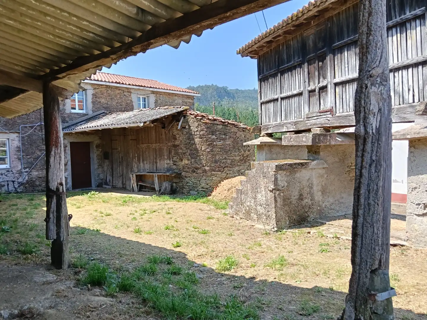 Vista exterior de Casa adosada en venta en Cesuras con Jardín privado y Trastero