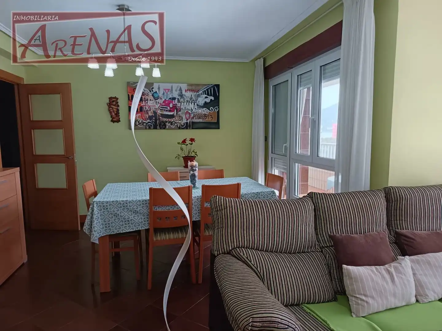 Comedor de Piso en venta en Laredo con Calefacción, Jardín privado y Parquet