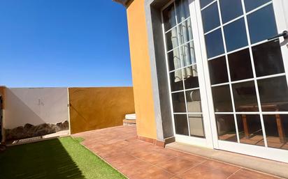 Terrace of House or chalet for sale in San Bartolomé de Tirajana  with Air Conditioner and Balcony