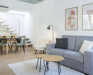 Living room of Study to share in Málaga Capital  with Air Conditioner and Terrace