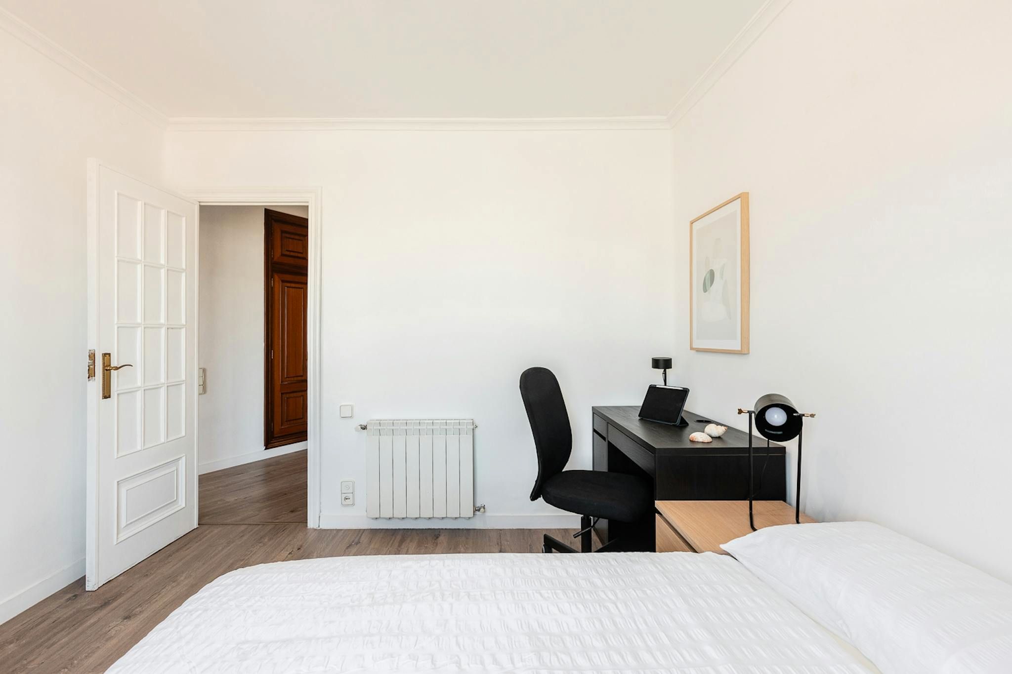 Bedroom of Flat to share in  Valencia Capital  with Air Conditioner, Heating and Furnished