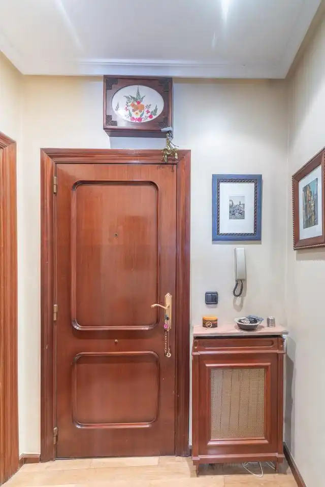 Piso con ascensor en venta en Calle Carreño Miranda, imagen 45