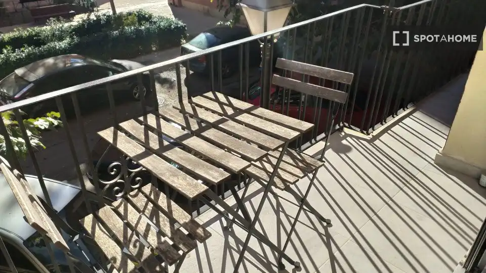 Terraza de Apartamento para compartir en Valencia con Aire acondicionado, Terraza y Amueblado