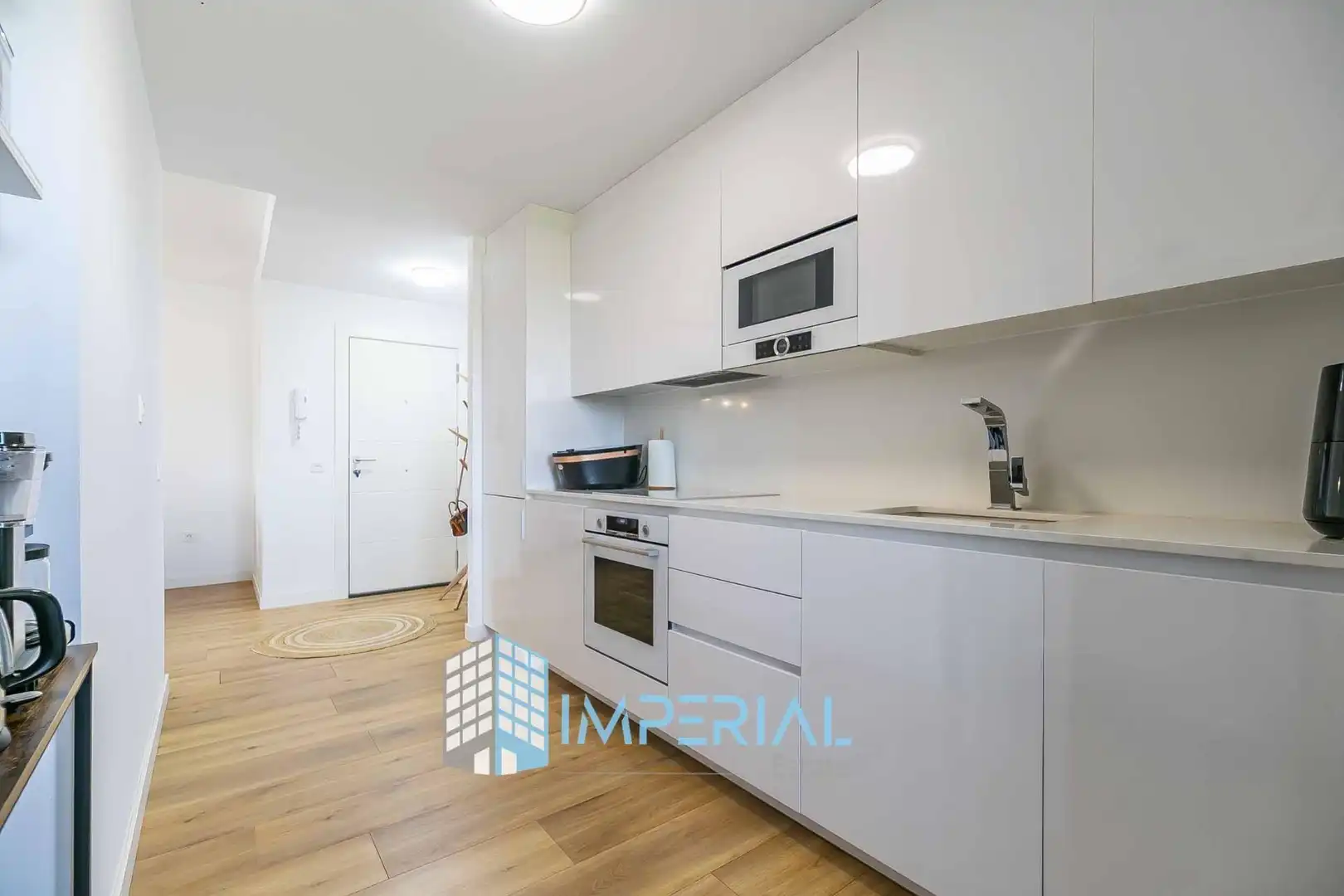Kitchen of Flat for sale in Fuengirola  with Air Conditioner, Heating and Terrace