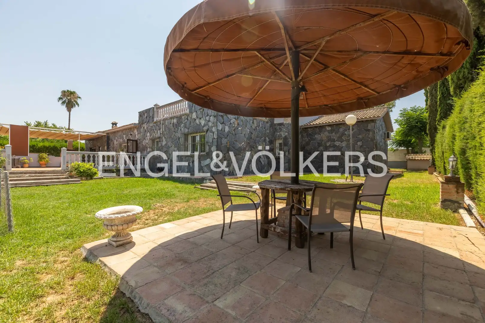 Terraza de Casa o chalet en venta en Carmona con Aire acondicionado, Calefacción y Jardín privado
