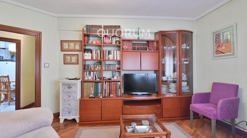 Foto 3 de Piso en venta en Calle Calle Santutxu, Santutxu - Basarrate, Bilbao