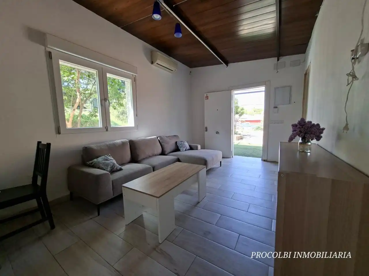 Sala d'estar de Casa o xalet en venda en Uceda amb Aire condicionat, Jardí privat i Terrassa