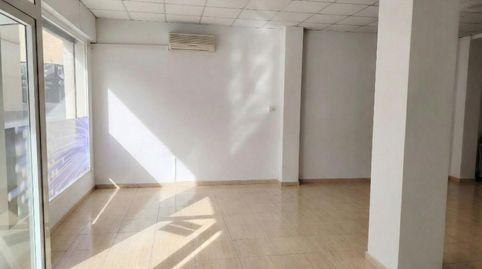 Foto 2 von Geschaftsraum zum Verkauf in Calle Pendiente, Parque de la Bombilla, Llíria