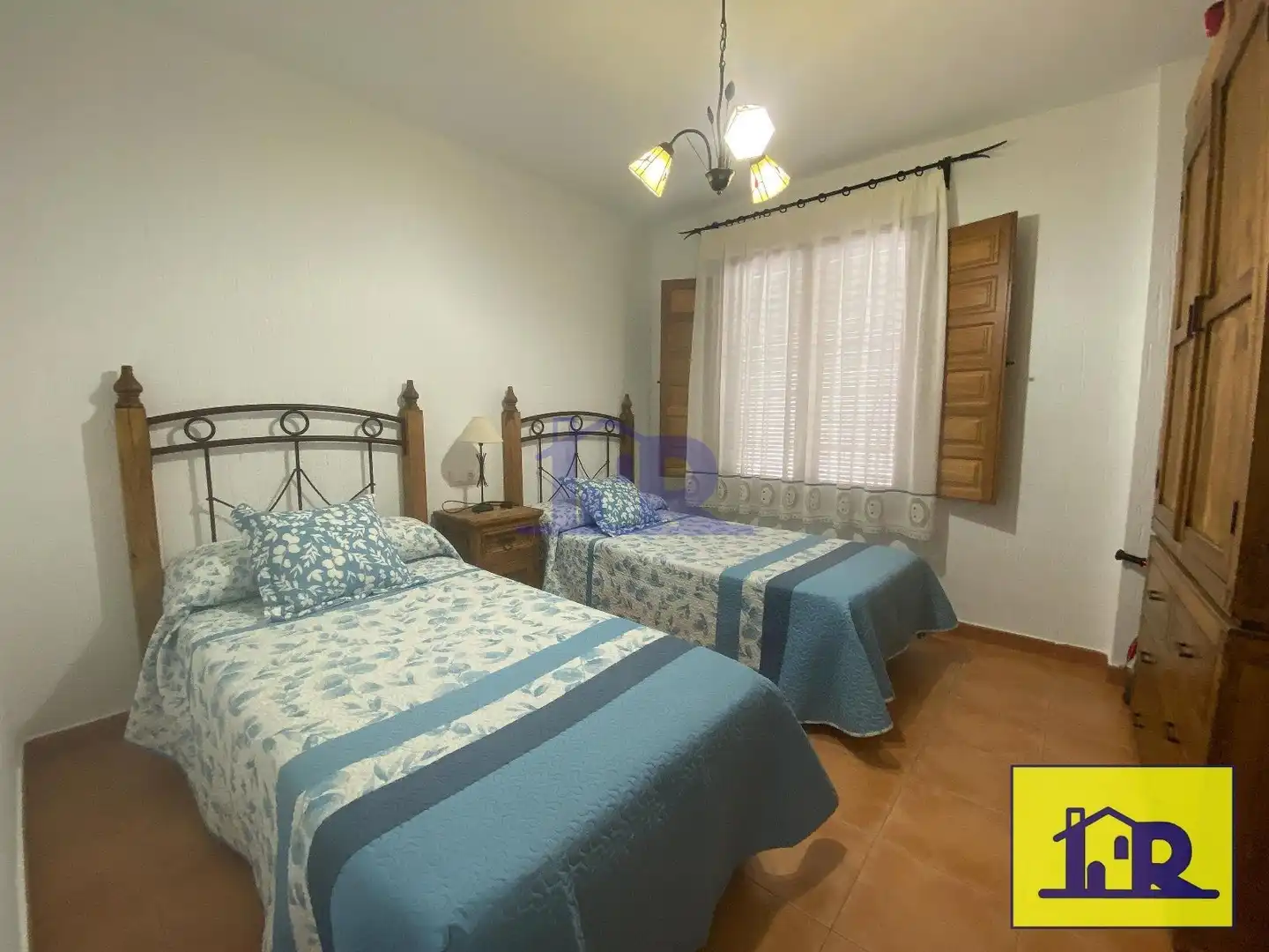 Bedroom of Flat for sale in Cuenca  with Heating, Terrace and Furnished