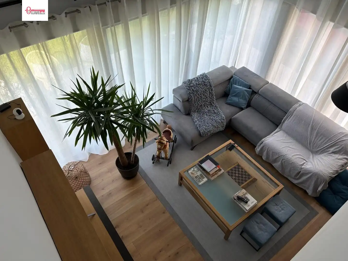 Sala de estar de Casa o chalet en venta en Sarracín con Calefacción, Jardín privado y Parquet