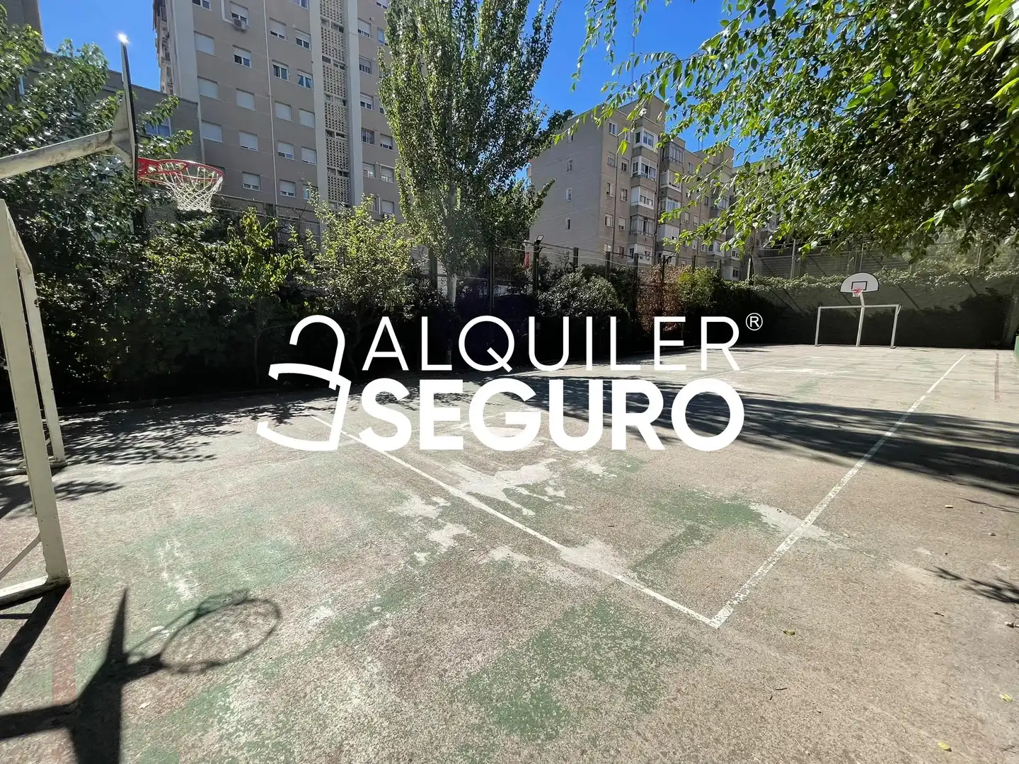 Parking of Flat for rent in Madrid  with Heating, Terrace and Swimming Pool