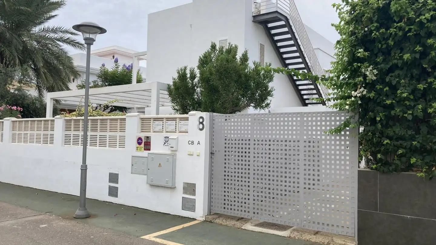 Vista exterior de Casa o xalet de lloguer en Vera amb Aire condicionat, Jardí privat i Terrassa