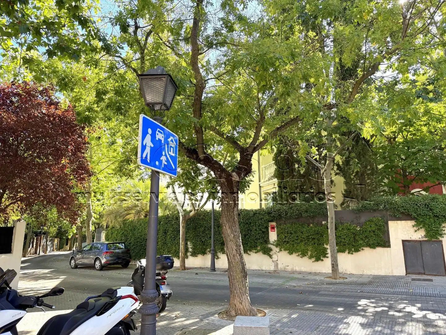 Casa adosada en venta en El Viso