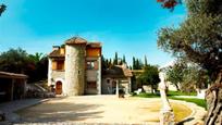 Jardí de Casa o xalet en venda en L'Eliana amb Aire condicionat, Terrassa i Piscina