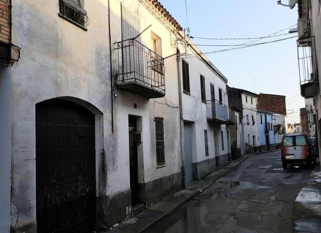 Exterior view of Box room for sale in Alfarràs