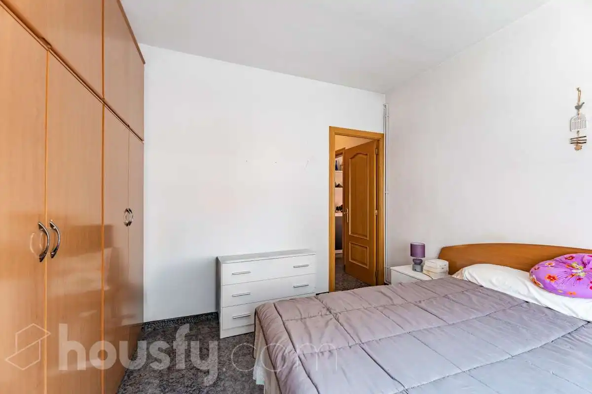 Habitación de Piso en venta en Vilafranca del Penedès con Calefacción, Trastero y Balcón