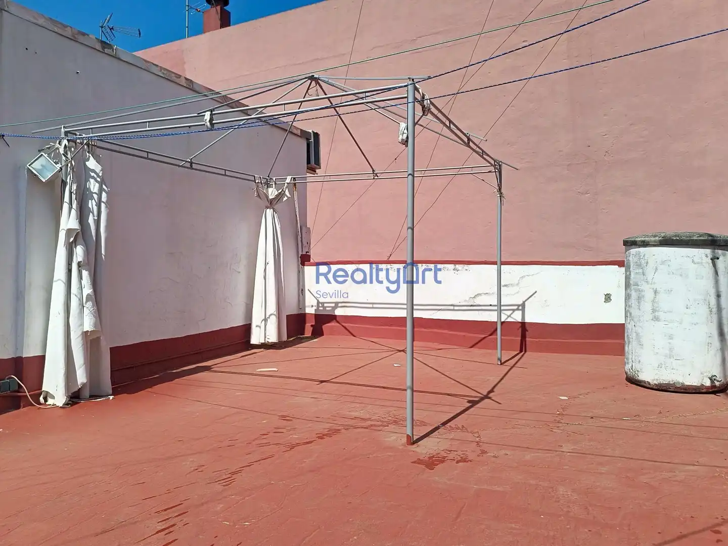 Vista exterior de Piso de alquiler en Sevilla con Aire acondicionado, Terraza y Amueblado