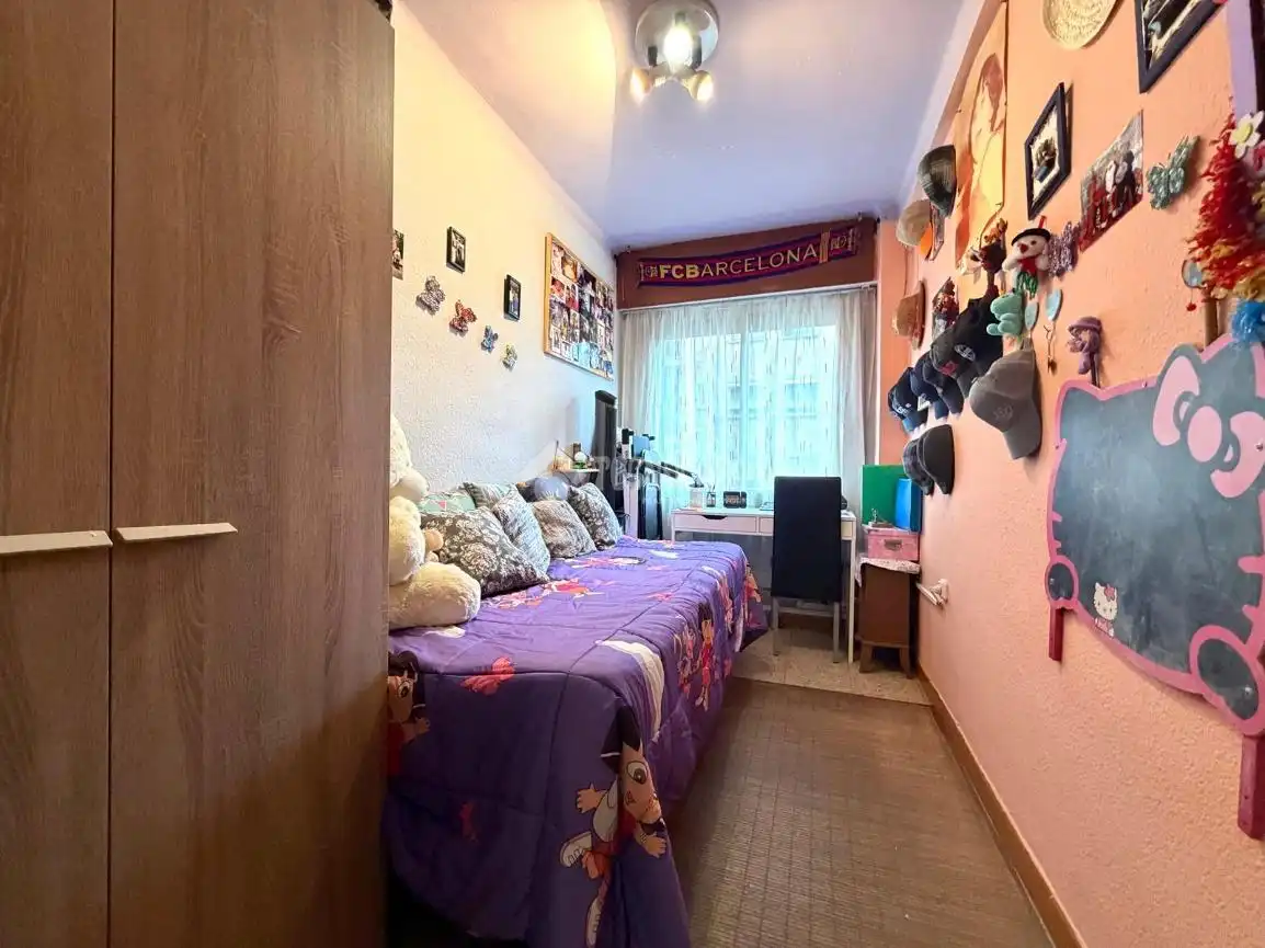 Flat with terrace for sale in Salut - Lloreda, imagen 19