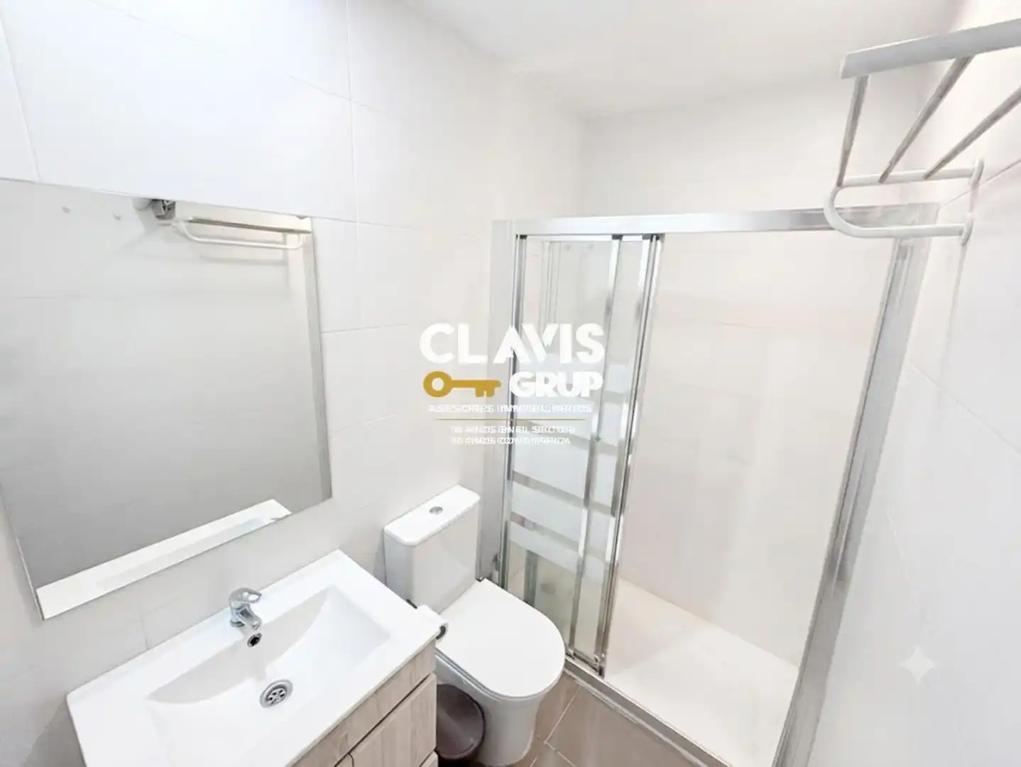 Business premises for sale in Nou Barris, imagen 12