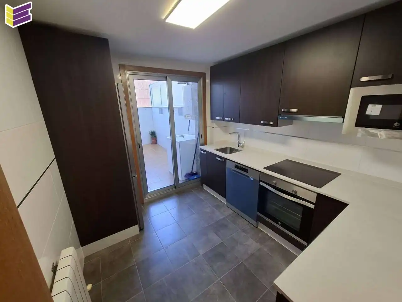 Kitchen of Flat for rent in Salvaterra de Miño  with Heating, Parquet flooring and Storage room