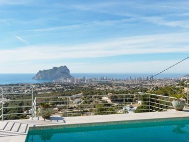 Villa mit Pool zum Verkauf in La Fustera
