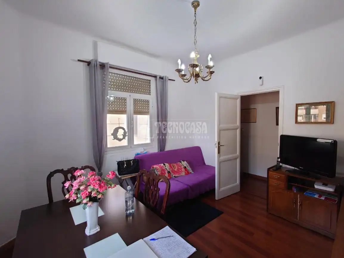 Sala d'estar de Pis en venda en Madrid