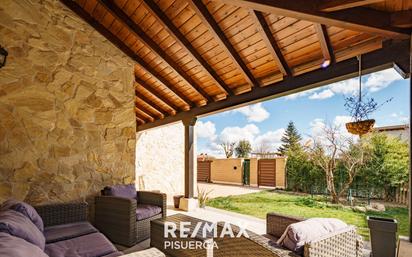 Terrace of House or chalet for sale in Laguna de Duero  with Air Conditioner, Heating and Private garden