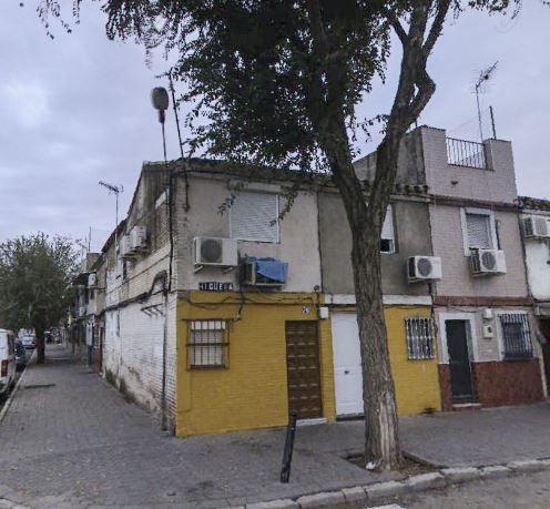 Vista exterior de Casa adosada en venta en  Sevilla Capital