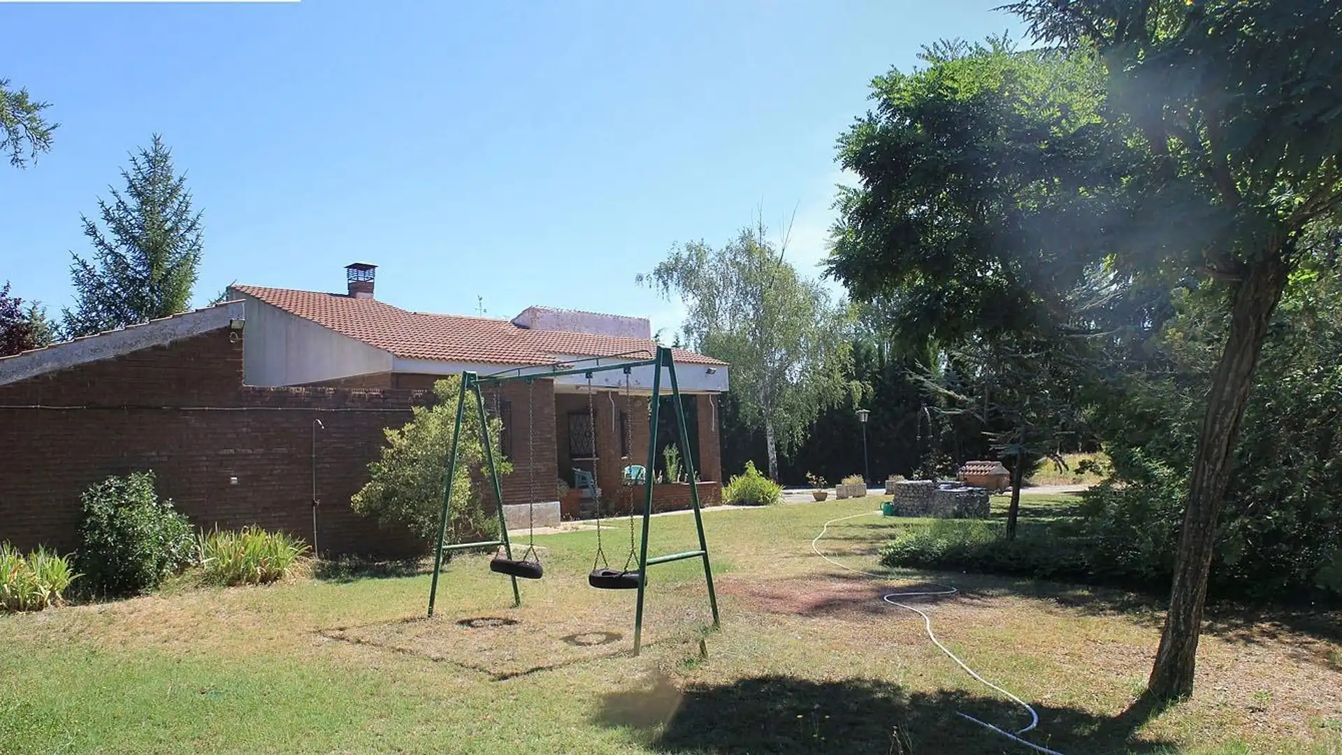 Garden of Country homes for sale in Grijota  with Storage room and Furnished