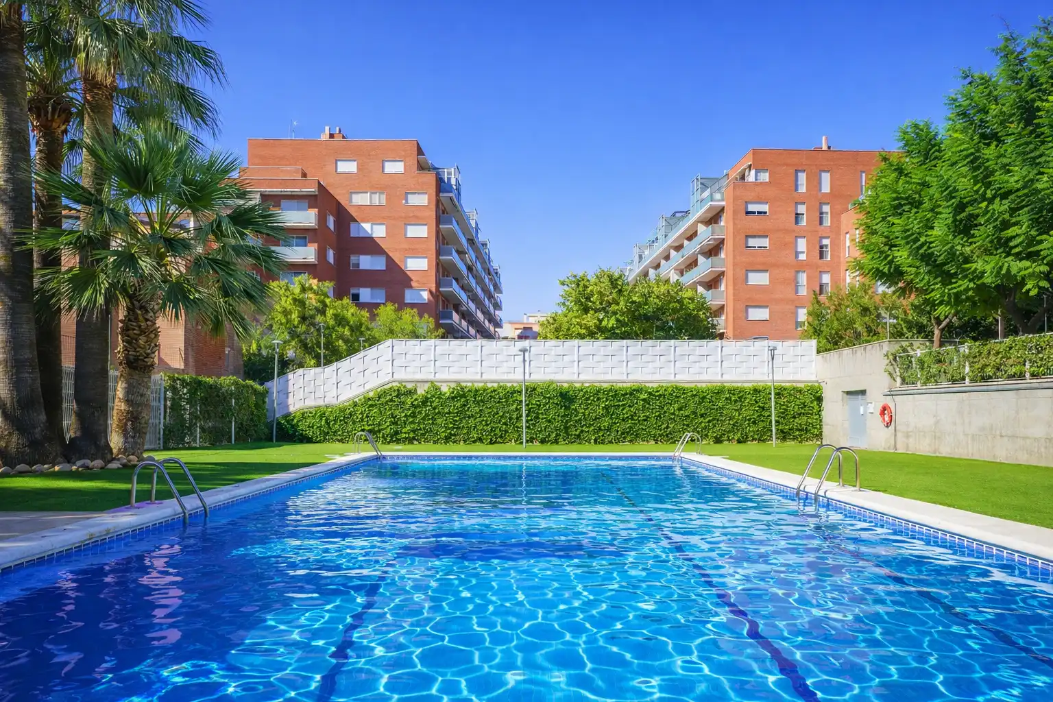 Piscina de Dúplex en venta en Reus con Aire acondicionado, Calefacción y Jardín privado