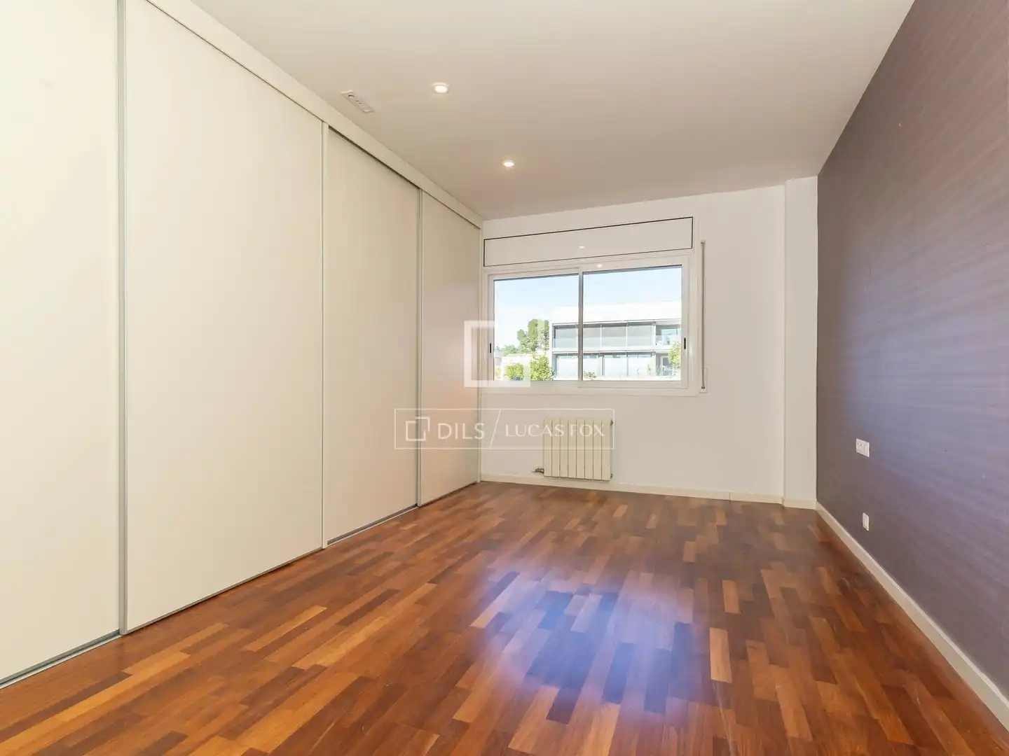 Habitación de Piso en venta en Sant Just Desvern con Aire acondicionado y Balcón