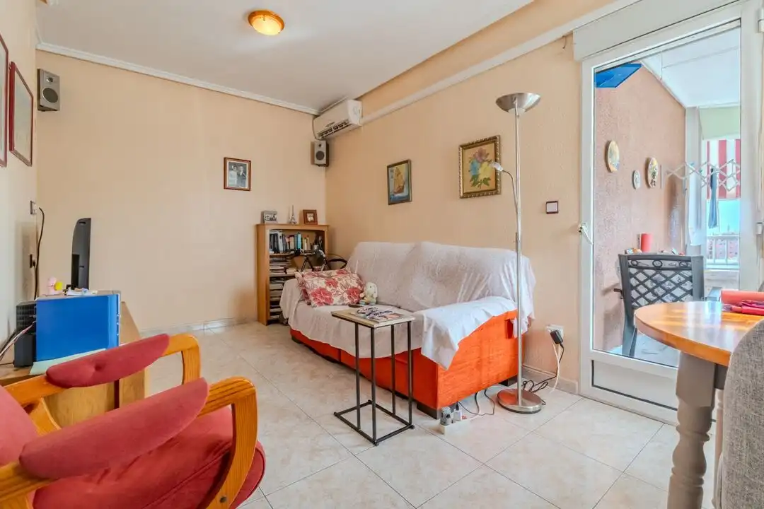 Sala de estar de Piso en venta en Torrevieja con Aire acondicionado y Calefacción