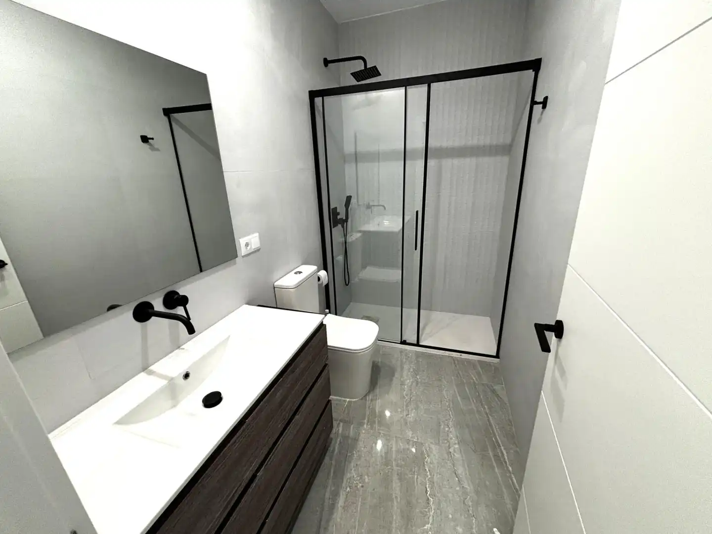 Baño de Planta baja de alquiler en San Fernando con Amueblado