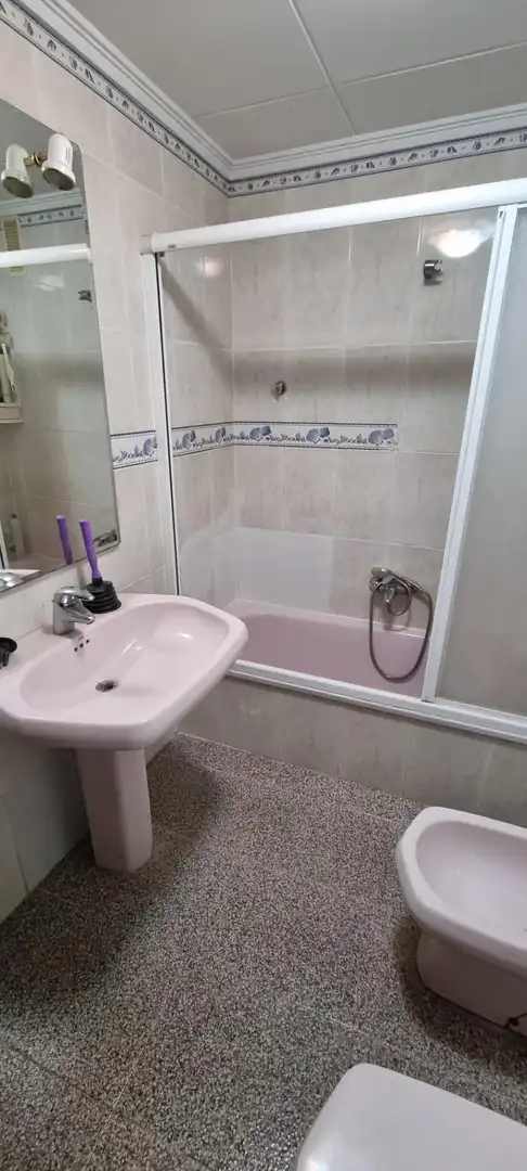 Baño de Piso en venta en Cullera con Aire acondicionado, Amueblado y Balcón