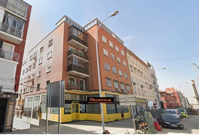 Piso en Venta en Paseo de Extremadura en Lucero