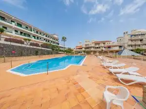 Pis amb piscina en venda a Calle Doctor Celestino Gonzàlez Padrón