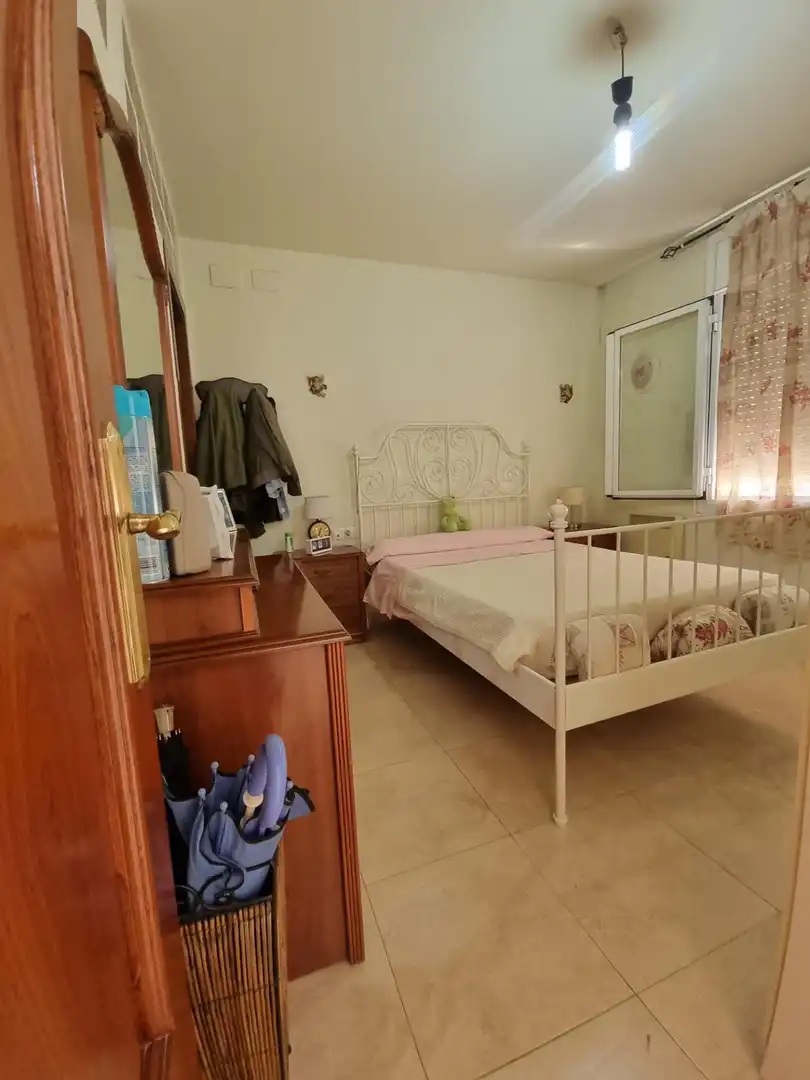 Habitación de Casa adosada en venta en Castellar del Vallès con Calefacción, Jardín privado y Terraza