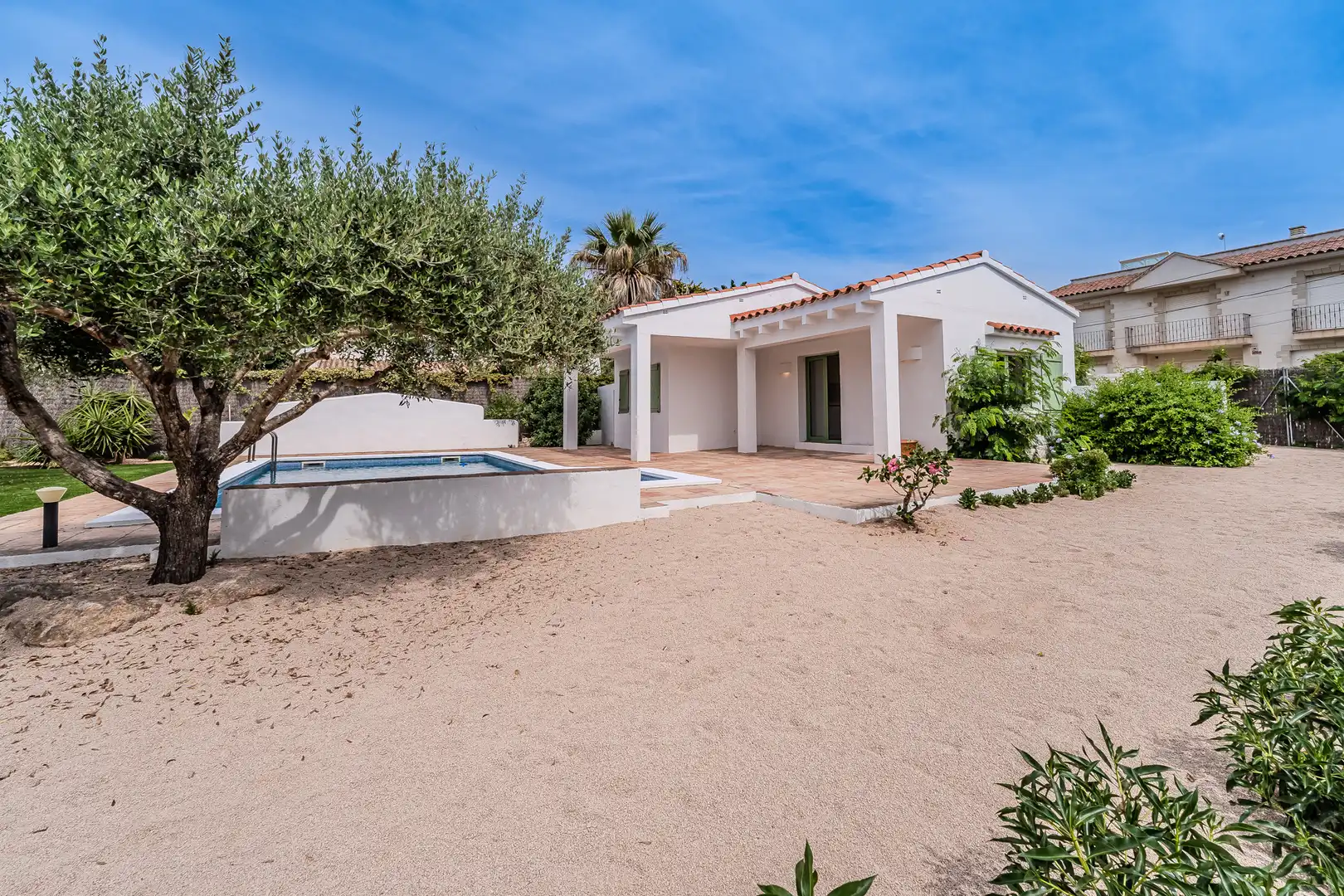 Exterior view of Houses for sale in L'Ametlla de Mar   with Air Conditioner, Heating and Private garden