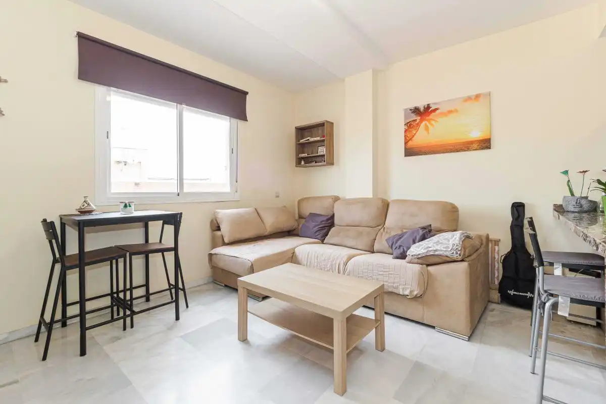 Sala de estar de Piso en venta en Mairena del Aljarafe con Aire acondicionado, Calefacción y Trastero