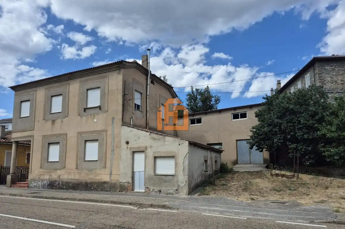 Vista exterior de Casa o chalet en venta en Carrocera con Trastero