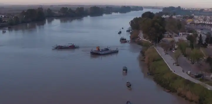 Casa adosada en venda en Coria del Río