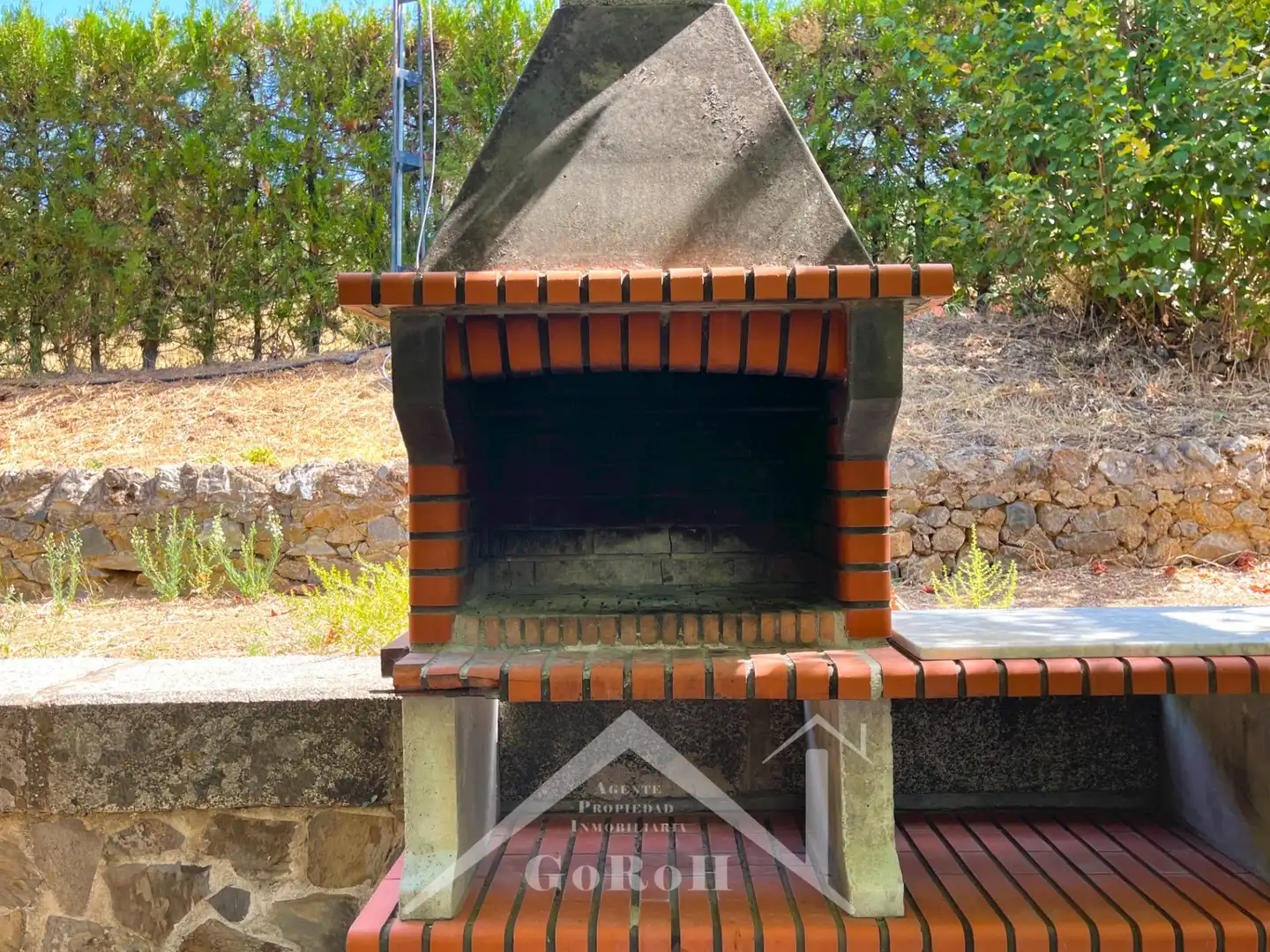 Casa o xalet en venda en Cazalla de la Sierra amb Jardí privat, Traster i Piscina