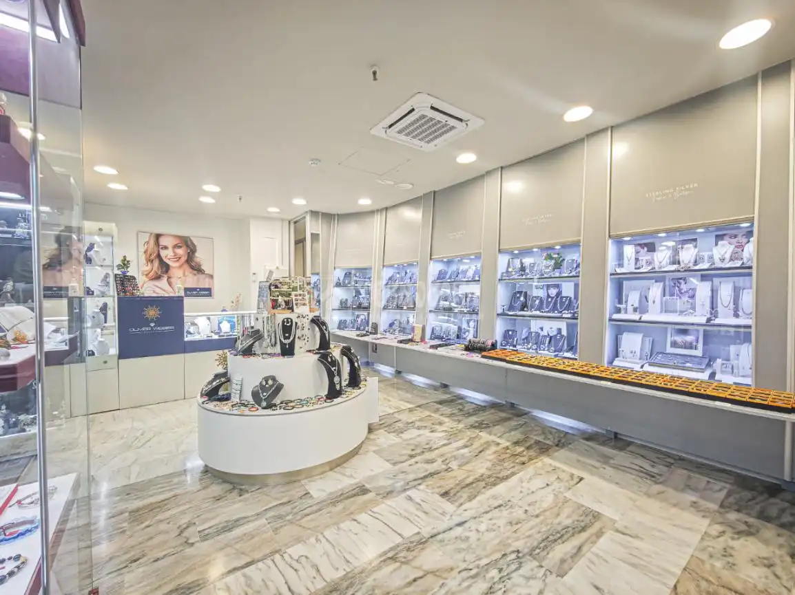 Commercial properties for sale in Arona  with Air Conditioner, Furnished and Alarm