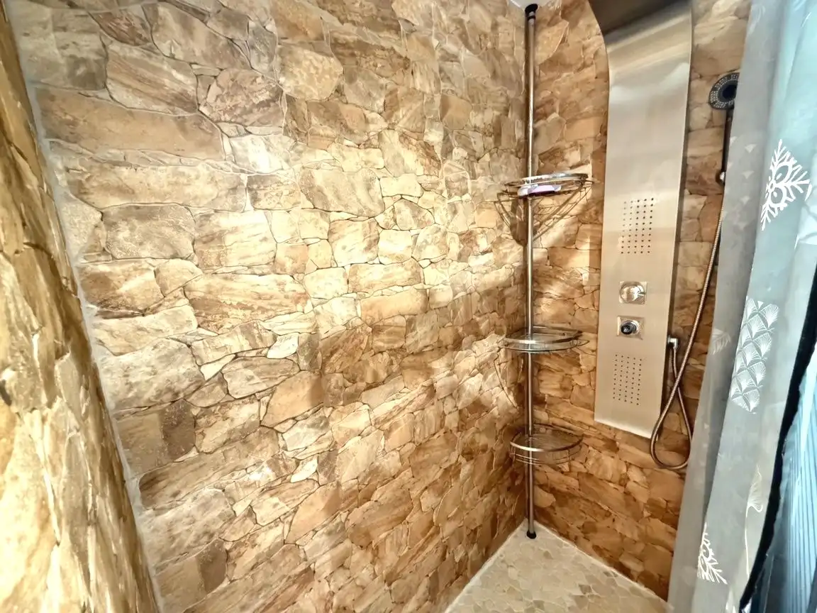 Bany de Pis en venda en Azuqueca de Henares amb Calefacció, Terrassa i Balcó