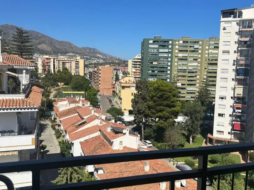 Vista exterior de Piso en venta en Fuengirola con Jardín privado, Terraza y Balcón