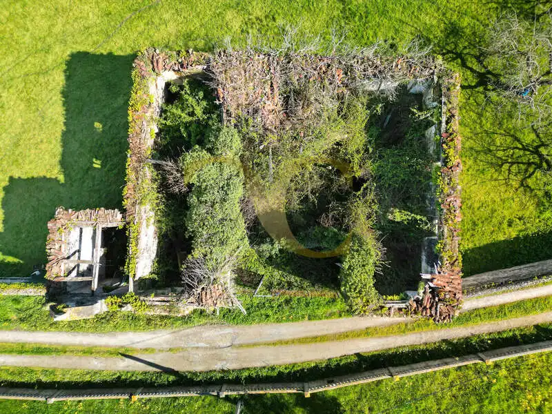Casa o chalet en venta en Las Regueras   con Jardín privado